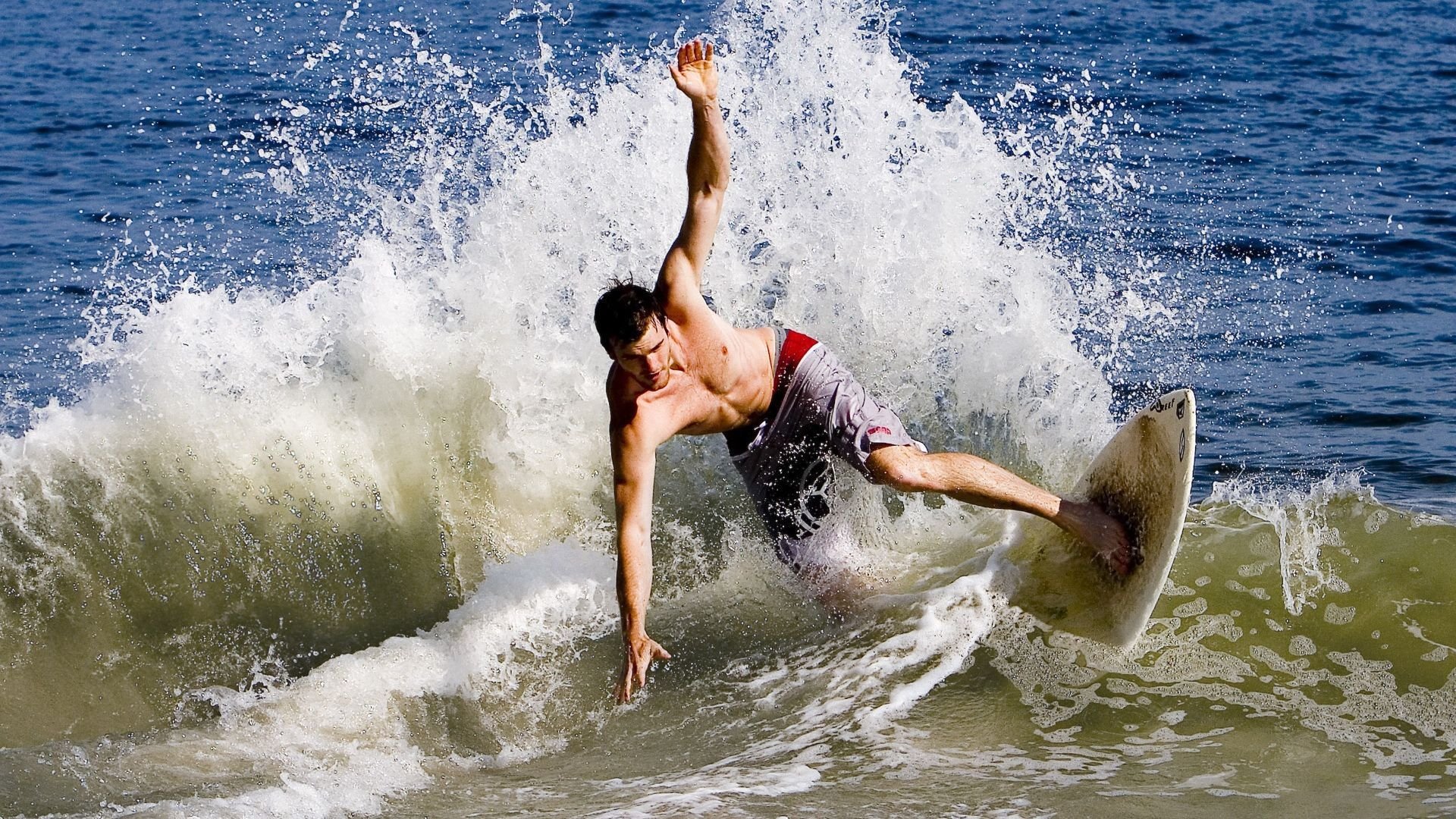 仅下放1天!杨瀚森已被召回,期间的3个细节,揭可喜事实,杨瀚儒简介